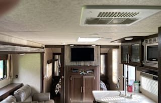 2017 Forest River RV Cherokee Grey Wolf 26DBH