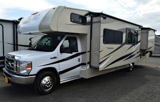2021 Coachmen RV Leprechaun 319MFB
