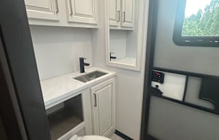 2025 Keystone RV Montana 3915TB