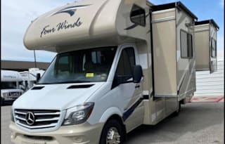 2017 Thor Motor Coach Four Winds 24F - Diesel Class C