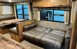 2017 Keystone RV Summerland 2960BH