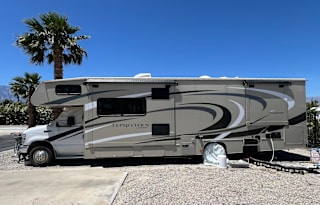 Escape in our Coachmen Leprechaun 317 SA