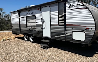 2015 Forest River RV Cherokee Grey Wolf 25RR