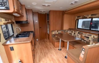 2011 Komfort Trailblazer 249BH