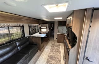 2021 Prime Time RV Tracer 27BHS