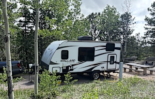 Heartland Mallard  "Ducky"  - Sleeps 4 (or 5)