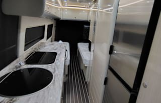 2016 Airstream RV Interstate Grand Tour  Twin
