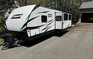 2021 Dutchmen RV Coleman Light 2715RL