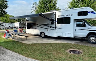 Family Dream RV- 2021 Forest River Sunseeker 2860DS