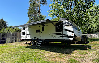 Perfect Bunk House family camper