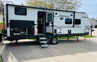 2022 Winnebago Minnie 2301BHS