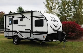 Easy Tow Couples Trailer