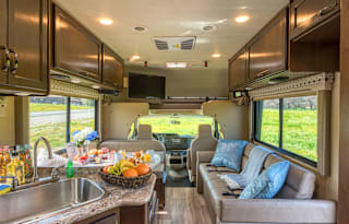 Easy to Drive w/ All the Amenities