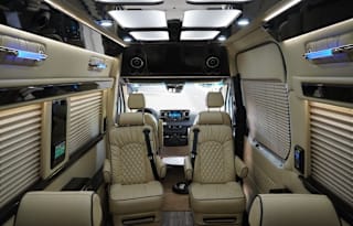 LUXURY 10 passengers VAN w TV, Kitchenette, Toilet
