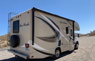 2017 THOR MOTOR FOUR WINDS 22 FEET