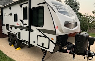 2021 Winnebago Industries Towables Micro Minnie 2100BH