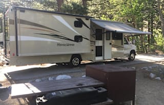 2017 Winnebago Minnie Winnie 31H