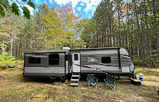 Big Black Bear Camper Rental