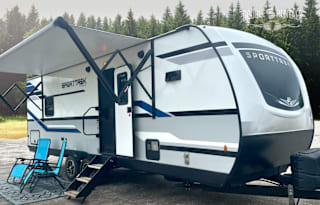 SPORTTREK with Residential Kitchen & Solar