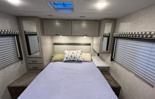 2022  Quantum LC 28