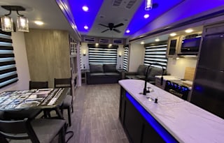 2021Forest River RV Cherokee Arctic Wolf 245RK4