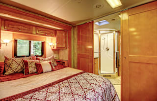 2007  Alpine Coach Limited