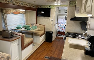 Pet Friendly, Delivery Available, 2006 Outback