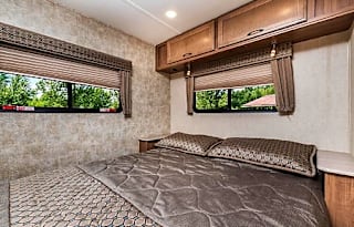 2020 Gulf Stream RV Conquest Class C 63111
