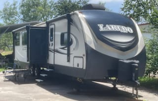 2018 Keystone RV Laredo 332BH