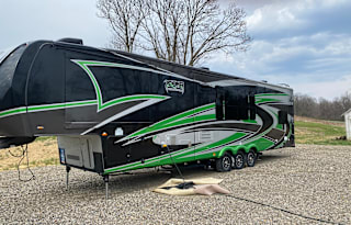 2016 Forest River RV XLR Thunderbolt 385AMP