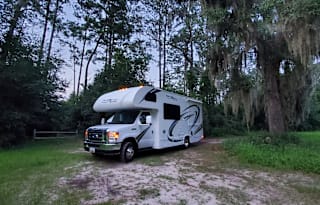 Thor Motor Coach Freedom Elite 22FE