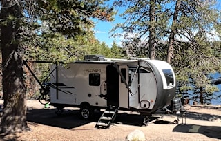 2022 Palomini Bunkhouse 4000lbs!!