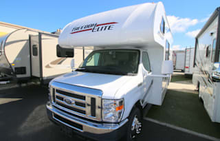 BRAND NEW 2020 Thor Motor Coach 22HEF