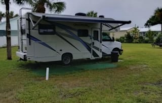 2022 Thor Motor Coach Quantum LC LC22 Chevy