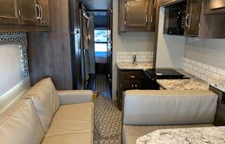 2019 Jayco Alante - J Crew