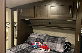 2017 Cruiser Fun Finder XTREME LITE 28QD