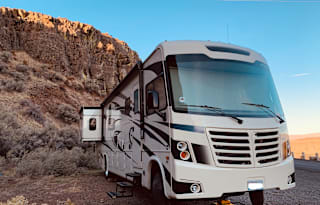 2020 FR3 30DS with 10+Day Power+Starlink Internet