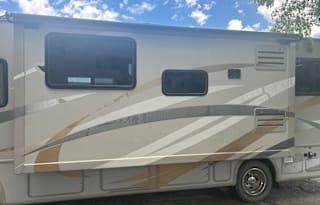 2014 ford F53 Motor Home
