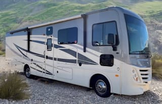 2019 Fleetwood Flair 32S