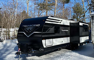 2022 33' Grand Design Transcend Xplor 265BH
