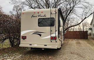 John‘s Thor Motor Coach Four Winds 22E