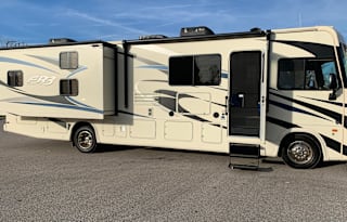 2019 Forest River FR3 32DS
