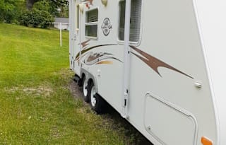 2008 Forest River RV Surveyor 224T