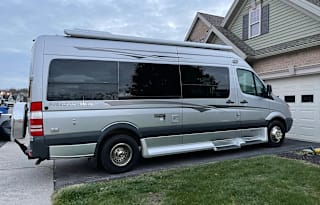 2014 Pleasure-Way Plateau FL