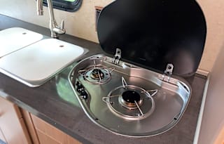 2016 Itasca Navion 24G