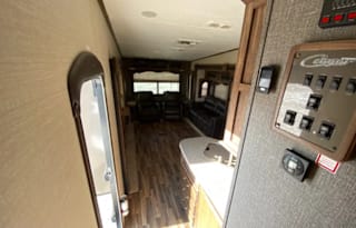 2015 Keystone Cougar 28SGS