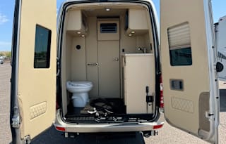 Ultimate Presidential w/Bath