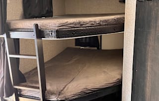 2022 Jayco Jay Feather 24BH