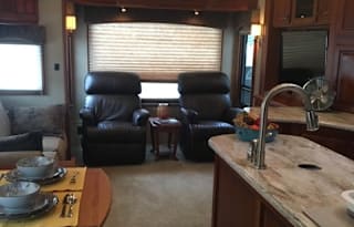 Amazing Luxury RV (Delivery Only)