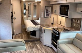 Pet Friendly Class C RV - Ready for an Adventure